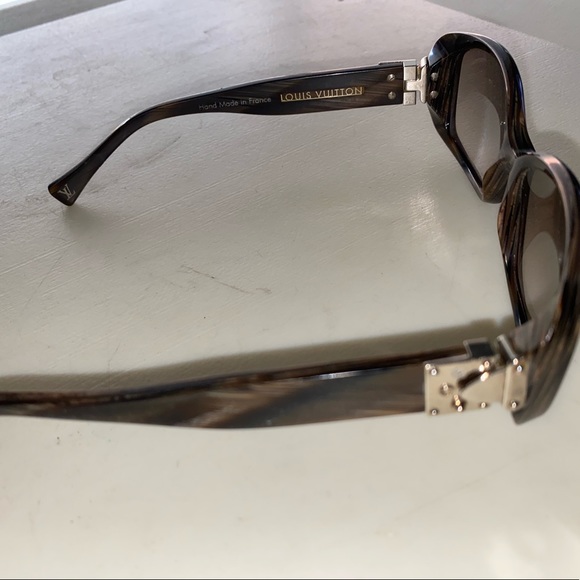 Louis Vuitton sunglasses - Picture 1 of 5